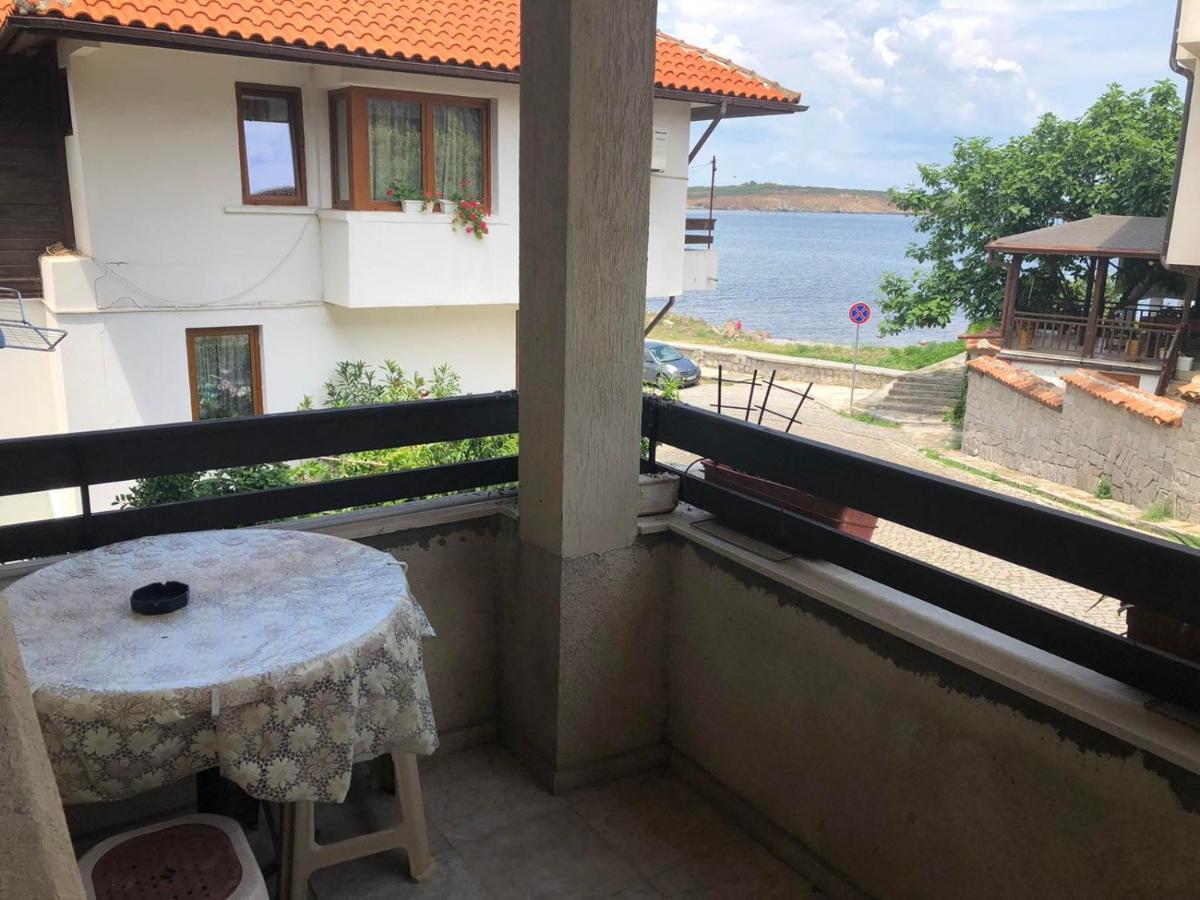Guest House Liliya Sosopol Exterior foto
