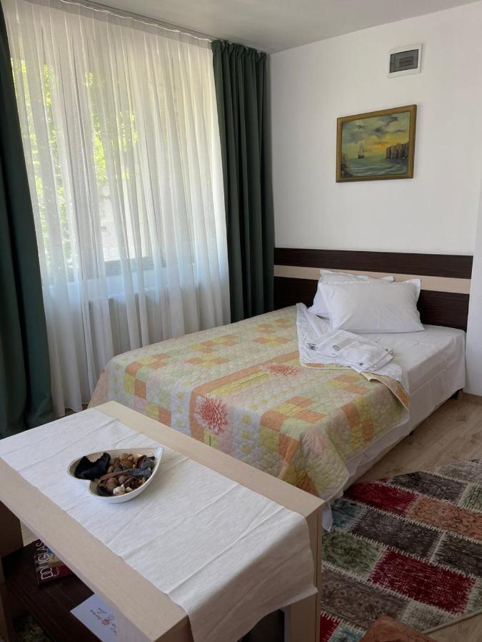 Guest House Liliya Sosopol Exterior foto