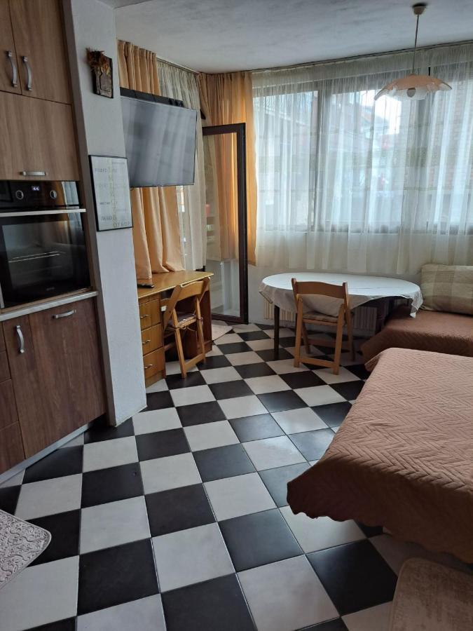 Guest House Liliya Sosopol Exterior foto