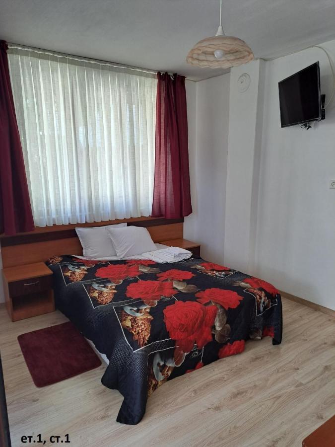 Guest House Liliya Sosopol Exterior foto