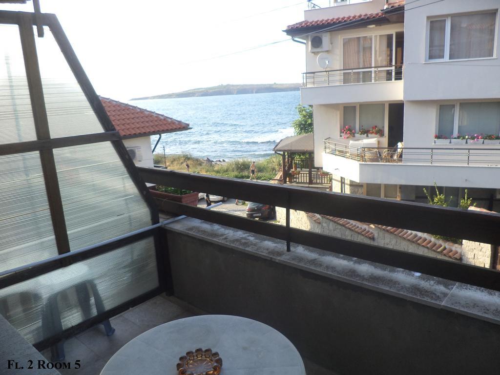 Guest House Liliya Sosopol Exterior foto